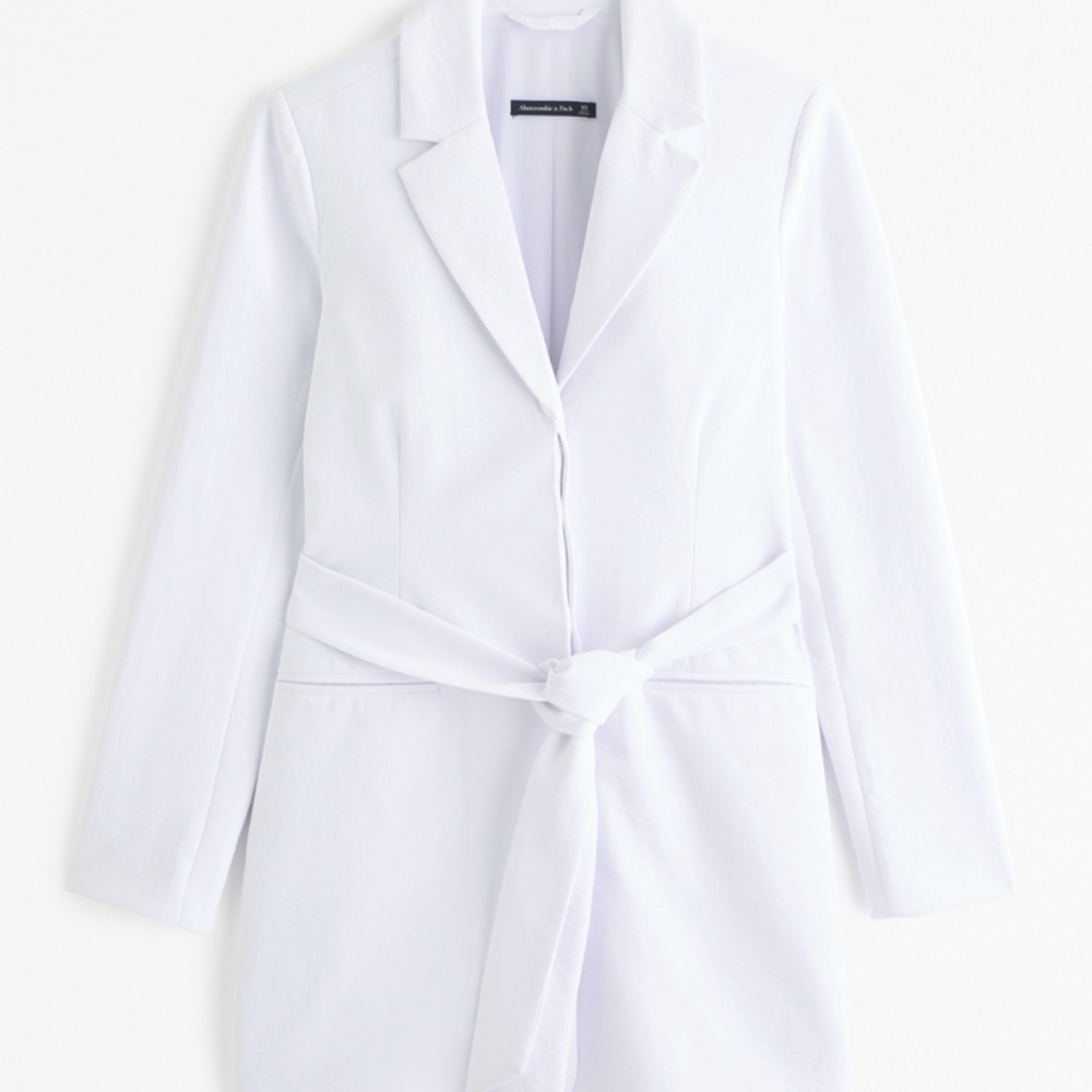 Brand NEW Abercrombie & Fitch Crepe Blazer Dress